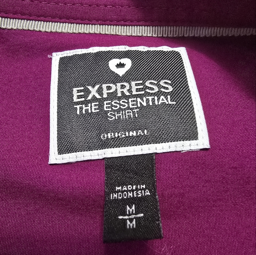 EXPRESS The Essential Women's Button-Up Shirt. Purple. Size M - Picture 8 of 10